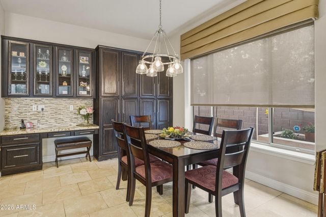 636 E VERMONT Drive, Gilbert, AZ 85295