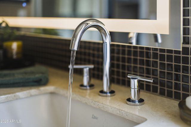 636 E VERMONT Drive, Gilbert, AZ 85295