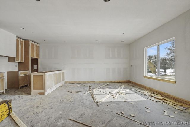 1244 S Quincy Avenue 1, Tulsa, OK 74120