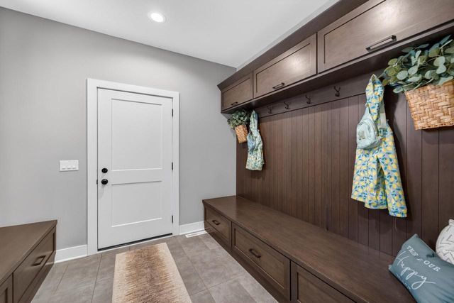 2412 Kilarney Way, Waunakee, WI 53597