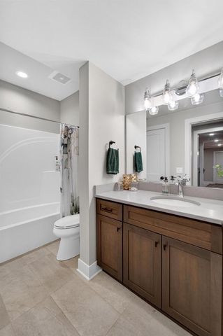 2412 Kilarney Way, Waunakee, WI 53597
