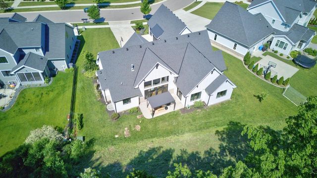 2412 Kilarney Way, Waunakee, WI 53597