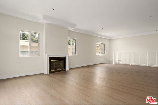 1315 S Saltair Avenue 203, Los Angeles, CA 90025