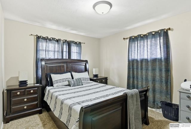 6703 Ogden Street, Omaha, NE 68104