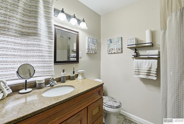 6703 Ogden Street, Omaha, NE 68104