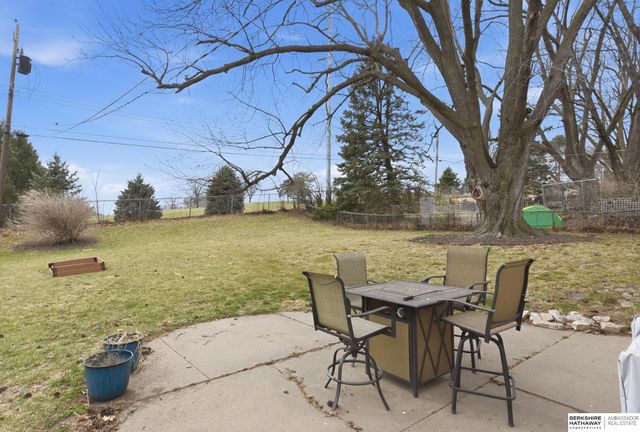 6703 Ogden Street, Omaha, NE 68104