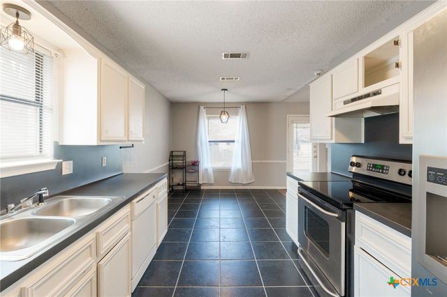 611 N 21st Street, Copperas Cove, TX 76522