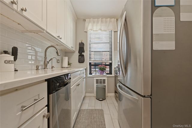 226-26 Union Turnpike 2N, Bayside, NY 11364