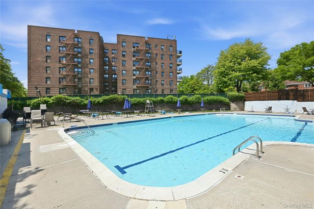 226-26 Union Turnpike 2N, Bayside, NY 11364