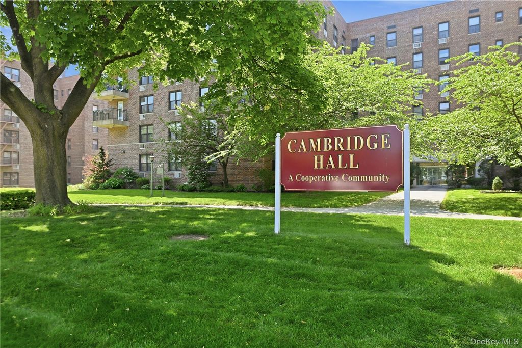 226-26 Union Turnpike 2N, Bayside, NY 11364