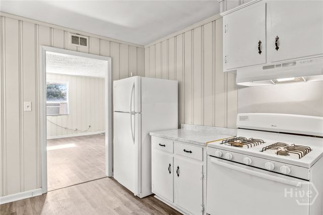 6 Ronnie Avenue, Savannah, GA 31408