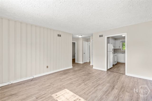 6 Ronnie Avenue, Savannah, GA 31408