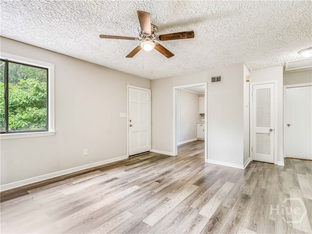 6 Ronnie Avenue, Savannah, GA 31408