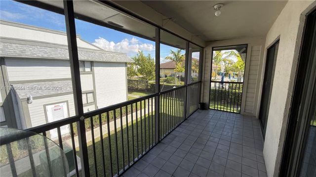 468 NE 206th Ln 201, Miami, FL 33179