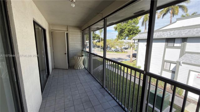 468 NE 206th Ln 201, Miami, FL 33179