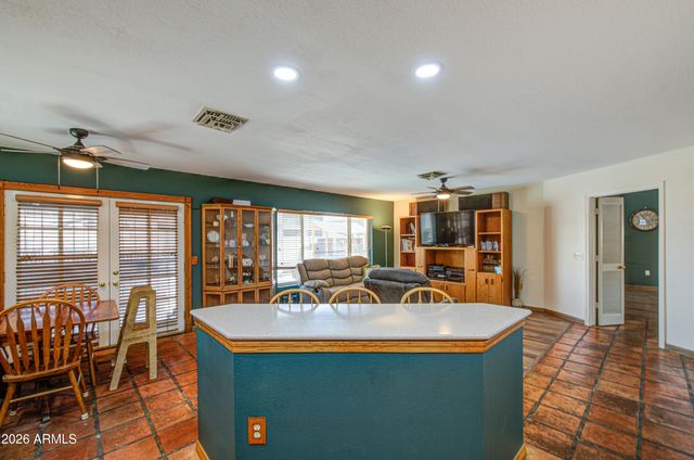 8136 E FOX Street, Mesa, AZ 85207