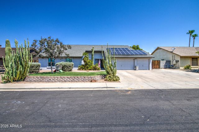 8136 E FOX Street, Mesa, AZ 85207
