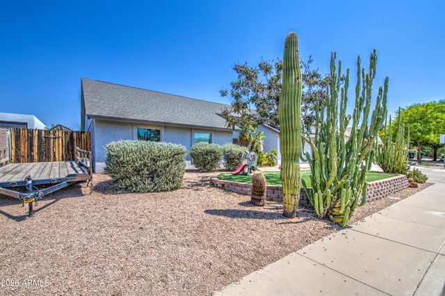 8136 E FOX Street, Mesa, AZ 85207