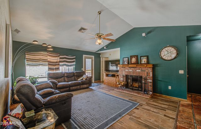 8136 E FOX Street, Mesa, AZ 85207