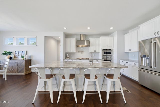 2704 Tunstall Grove Drive, Apex, NC 27523