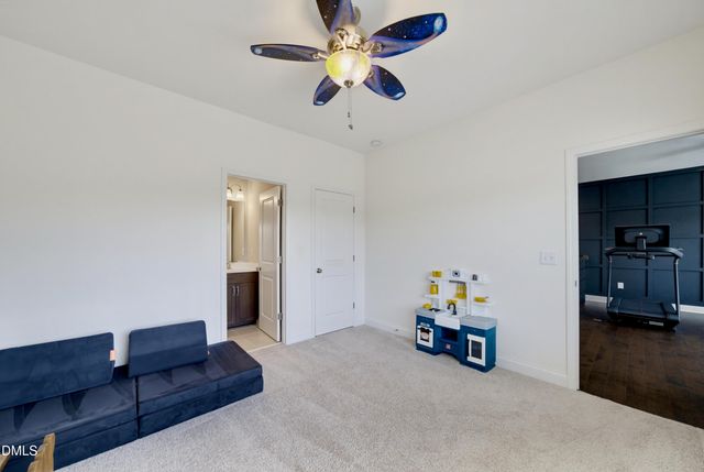 2704 Tunstall Grove Drive, Apex, NC 27523