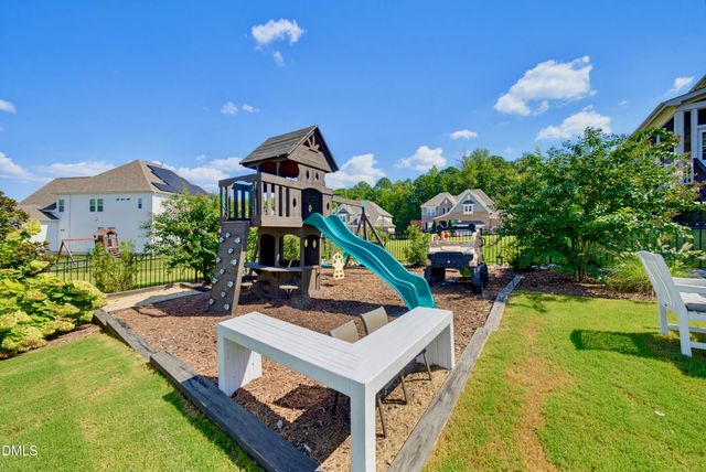 2704 Tunstall Grove Drive, Apex, NC 27523