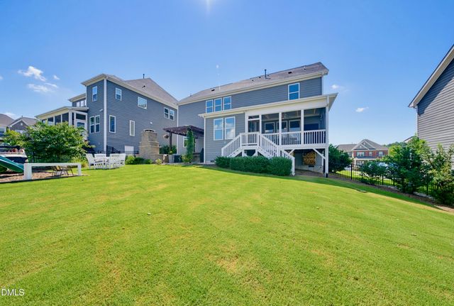 2704 Tunstall Grove Drive, Apex, NC 27523
