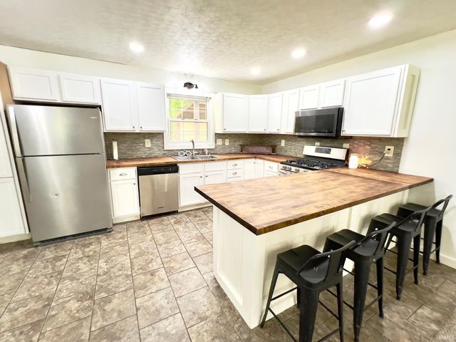 203 Greenhill Addition Road, Bedford, IN 47421