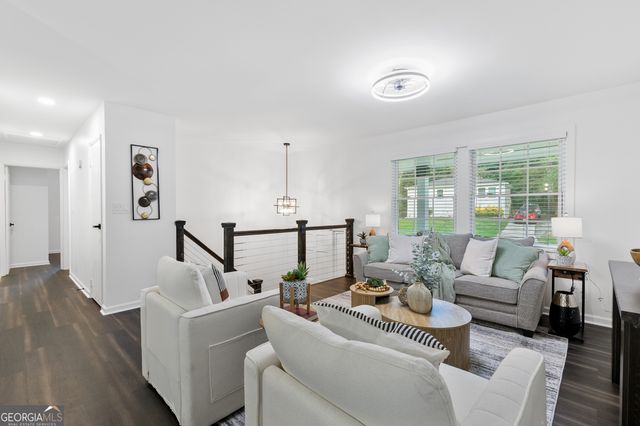 1386 PINEGLEN Drive, Riverdale, GA 30296