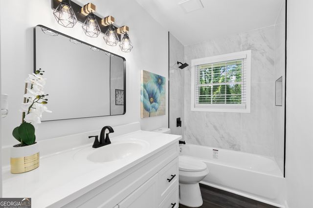 1386 PINEGLEN Drive, Riverdale, GA 30296