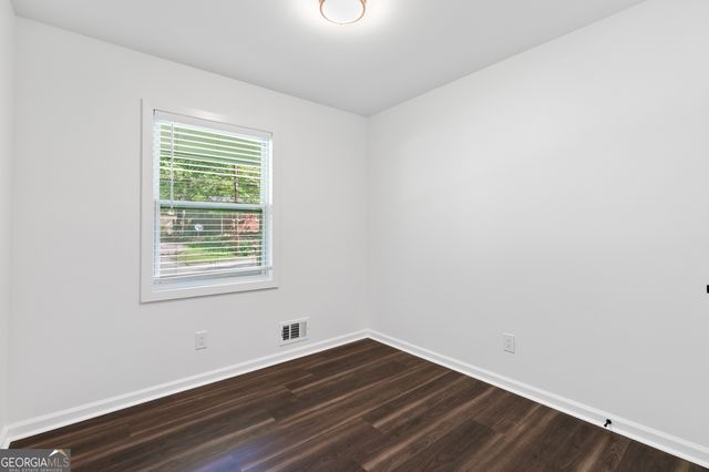 1386 PINEGLEN Drive, Riverdale, GA 30296