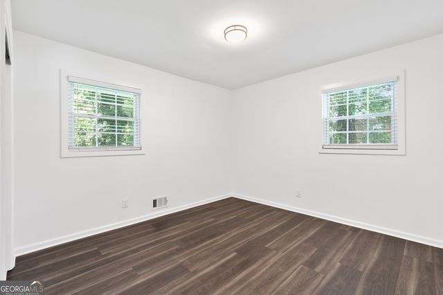 1386 PINEGLEN Drive, Riverdale, GA 30296