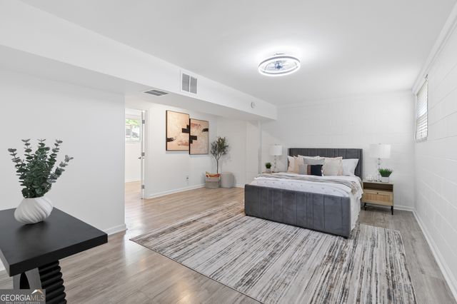 1386 PINEGLEN Drive, Riverdale, GA 30296