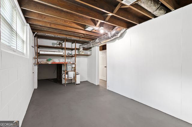 1386 PINEGLEN Drive, Riverdale, GA 30296