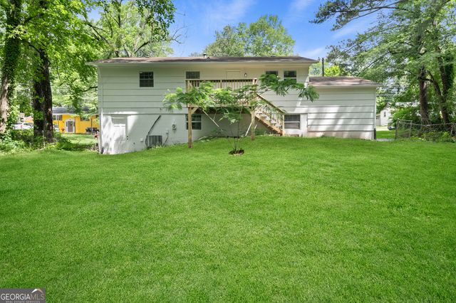 1386 PINEGLEN Drive, Riverdale, GA 30296