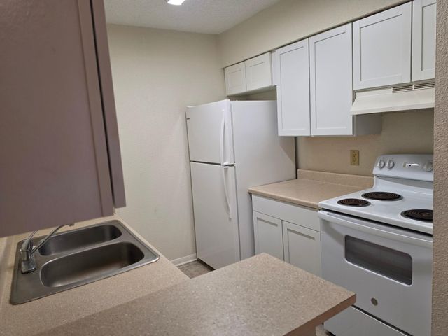 1500 Bay Area Boulevard 154, Houston, TX 77058