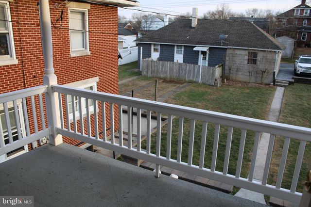 146 W GRANADA AVE, Hershey, PA 17033