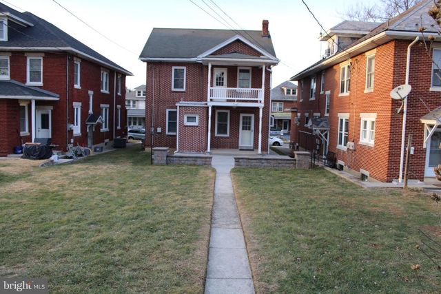 146 W GRANADA AVE, Hershey, PA 17033