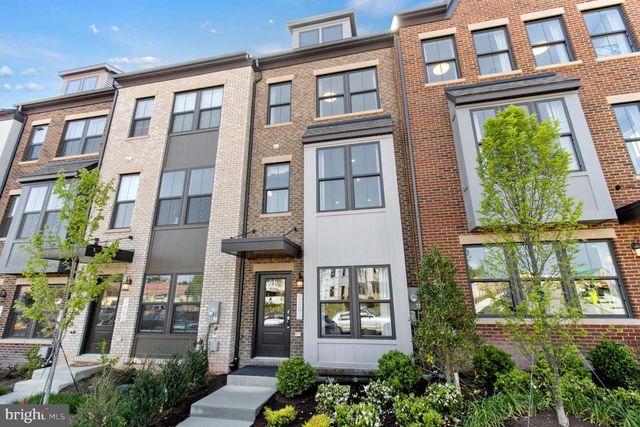 3408 CHESTER ALY, Hyattsville, MD 20782