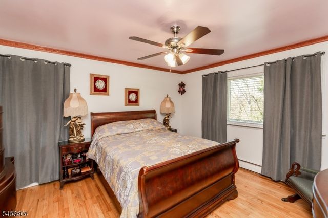 20 Young Dr, Stanhope Boro, NJ 07874