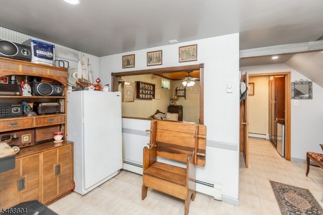 20 Young Dr, Stanhope Boro, NJ 07874