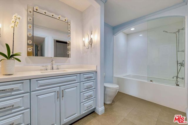 7218 Mulholland Drive, Los Angeles, CA 90068