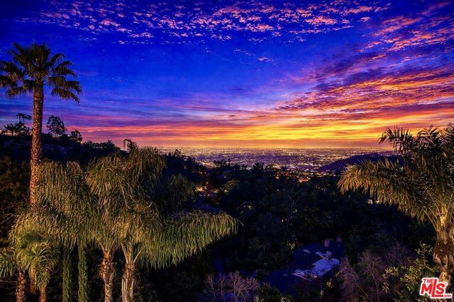 7218 Mulholland Drive, Los Angeles, CA 90068