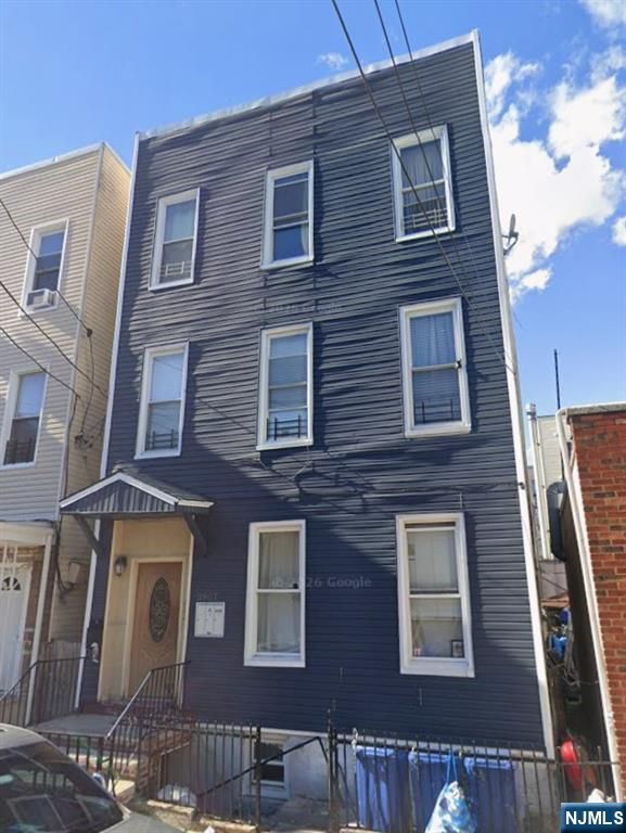 3907 Hudson Avenue, Union City, NJ 07087