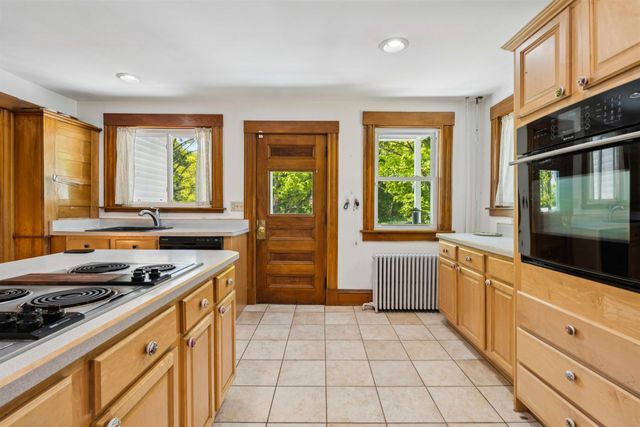 2869 Vermont Route 66, Randolph, VT 05061