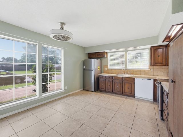 7419 Lemonwood Lane, Fort Worth, TX 76133