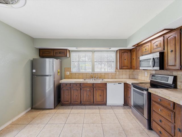 7419 Lemonwood Lane, Fort Worth, TX 76133