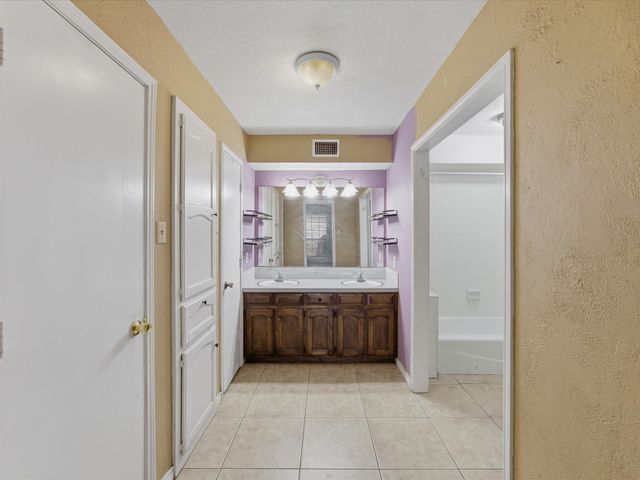 7419 Lemonwood Lane, Fort Worth, TX 76133