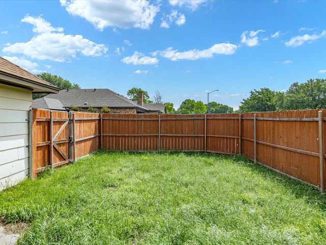 7419 Lemonwood Lane, Fort Worth, TX 76133