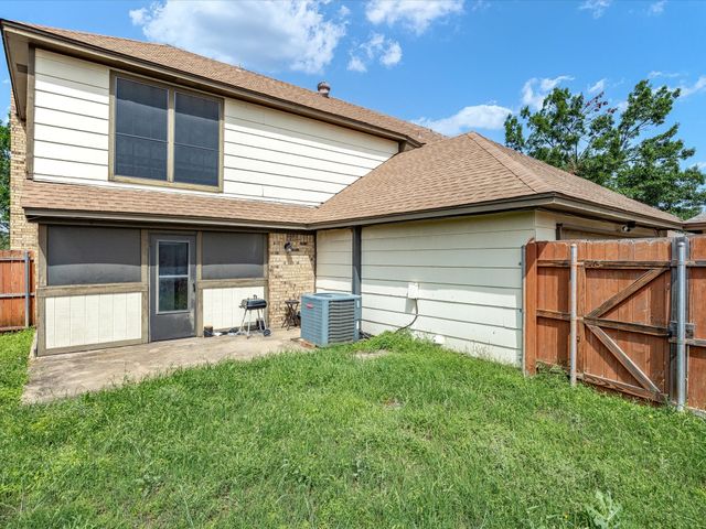 7419 Lemonwood Lane, Fort Worth, TX 76133